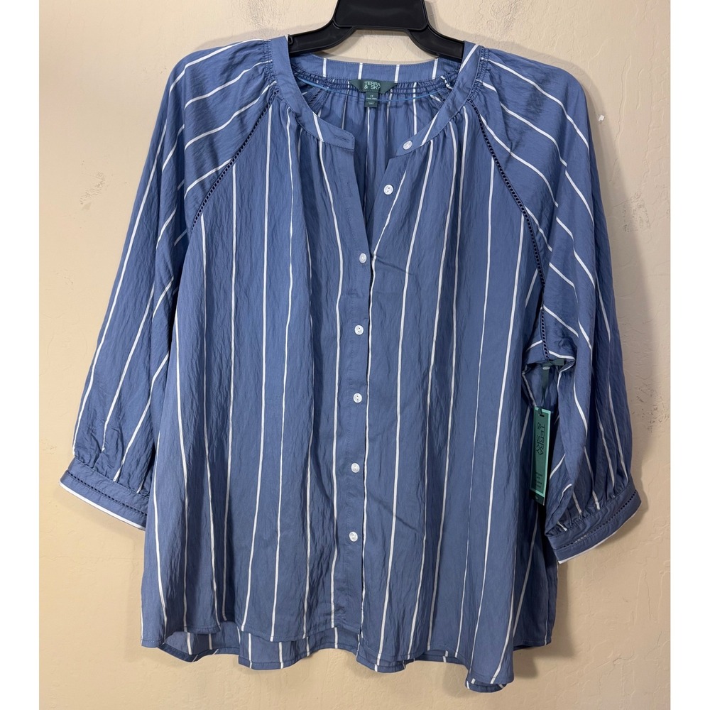Terra & Sky Blouse Women 1X Blue White Striped 3/4 Sleeve Button Up Top NEW